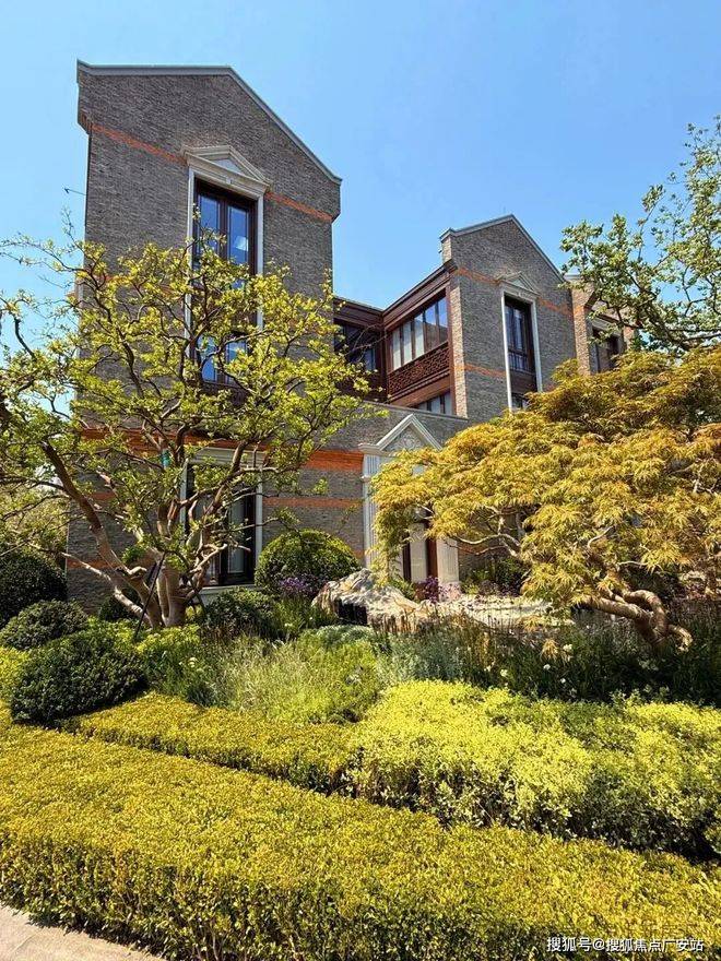 年楼盘百科→首页网站→楼盘测评→中心电线小时热线电话凯发国际华润士林润园售楼处发布→华润士林润园售楼电线(图7)